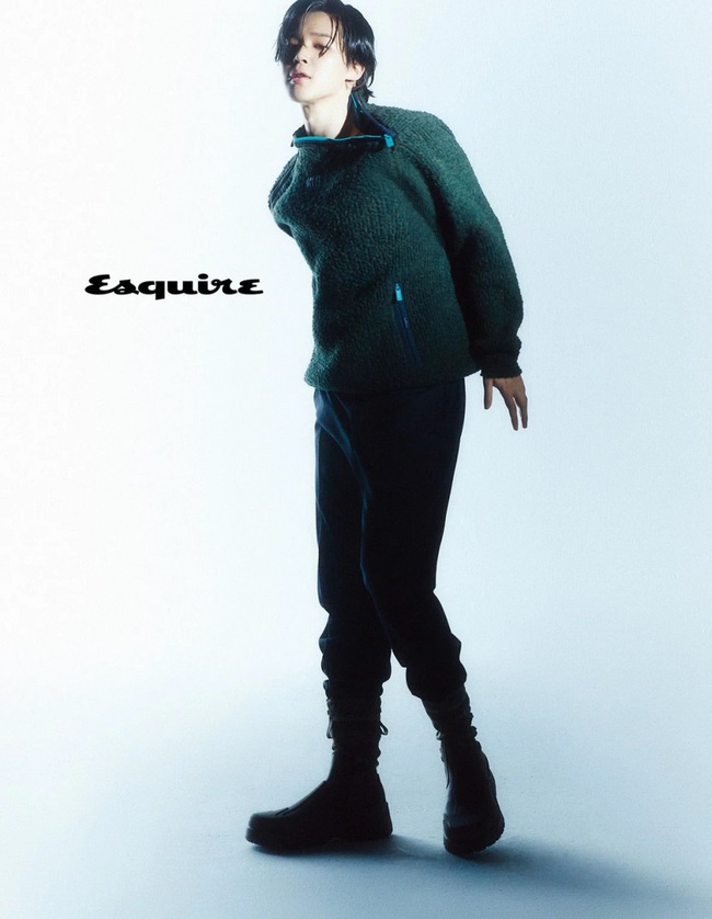 Jimin BTS khoe vẻ đẹp phi giới tính trên bìa Esquire tháng 2 - Ảnh 6.