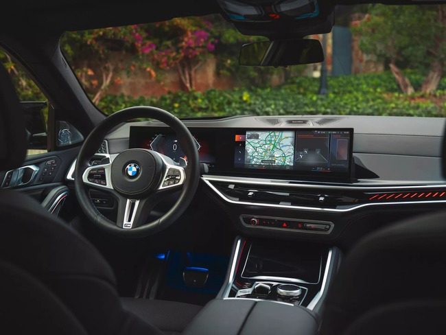 BMW X5 và X6 2024 ra mắt: Bỏ cần số pha lê, màn hình như 7-Series, cặp đối thủ khó chịu của Mercedes - Ảnh 2.