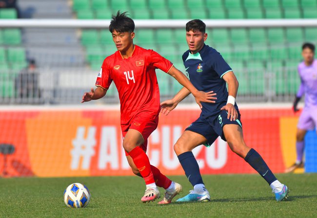 U20 Việt Nam giành chiến thắng ngoạn mục ở giải châu lục, CĐV Đông Nam Á ngả mũ thán phục - Ảnh 4.