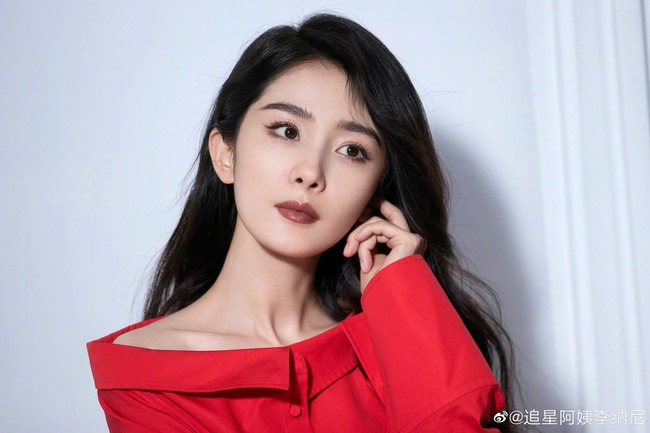 Dương Mịch bất ngờ chúc mừng sinh nhật Angelababy giữa nghi vấn 'nghỉ chơi' - Ảnh 2.