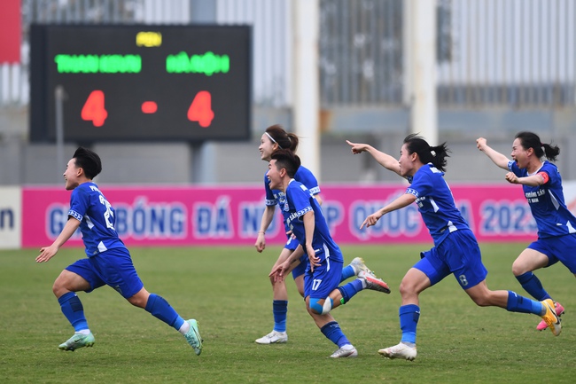 Nữ tuyển thủ hai lần rời sân vì chấn thương trong trận chung kết Cúp QG  - Ảnh 6.