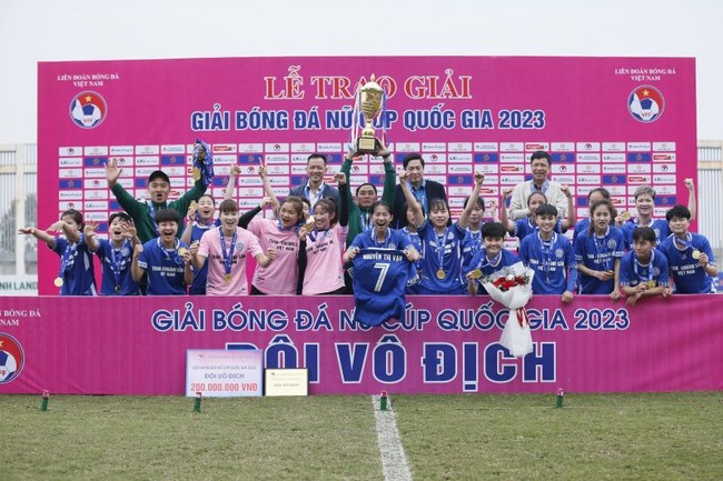 Vượt Hà Nội, Than khoáng sản Việt Nam giành Cup vô địch sau 11 năm - Ảnh 2.