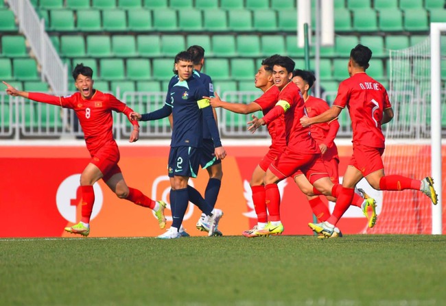 'Vua giải trẻ' Quốc Việt lập siêu phẩm, U20 Việt Nam khởi đầu như mơ ở U20 châu Á 2023 - Ảnh 1.