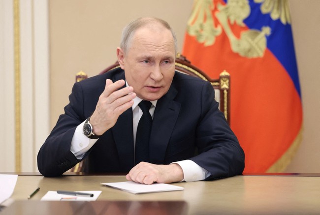 Tổng thống Nga V. Putin duy trì tỷ lệ tín nhiệm cao - Ảnh 1.
