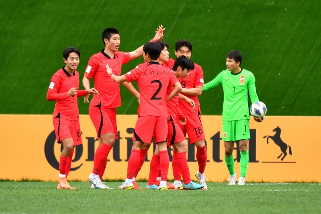 U20 Hàn Quốc liên tiếp có hai bàn thắng trong hiệp phụ thứ nhất