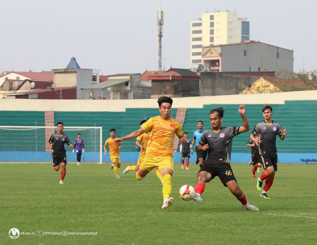 U23 Việt Nam thắng trận đầu tiên dưới thời HLV Philippe Troussier - Ảnh 5.