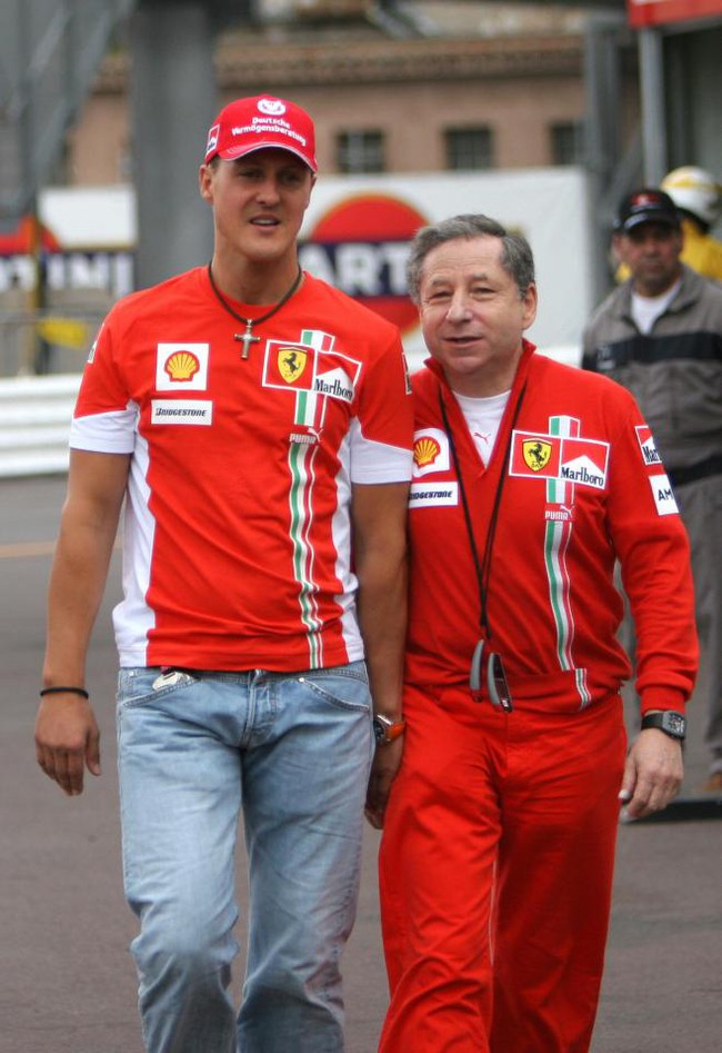 Huyền thoại F1 Michael Schumacher đóng vai trò bất ngờ trong chuyện tình của minh tinh Dương Tử Quỳnh - Ảnh 1.