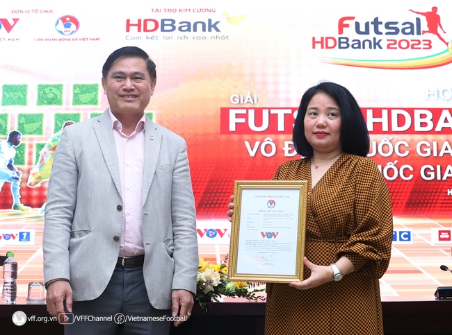 Futsal Việt Nam chứng kiến bước ngoặt lịch sử - Ảnh 3.