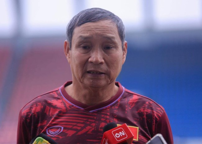 HLV Mai Đức Chung tiết lộ lý do Huỳnh Như đá SEA Games - Ảnh 2.