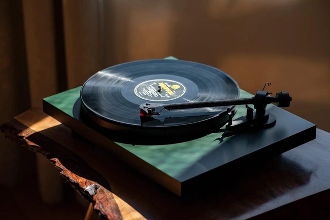 Đĩa CD thoái trào nhưng 'kẻ soán ngôi&quot; nó lại là bất ngờ cực lớn - Ảnh 4.