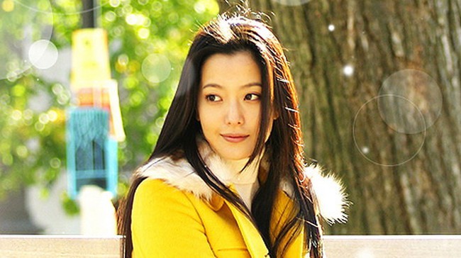 Kim Hee Sun: ‘Đệ nhất mỹ nhân’ xứ Hàn mất dần sức hút ở tuổi 46 - Ảnh 1.