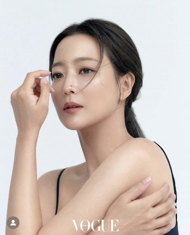 Kim Hee Sun: ‘Đệ nhất mỹ nhân’ xứ Hàn mất dần sức hút ở tuổi 46 - Ảnh 15.