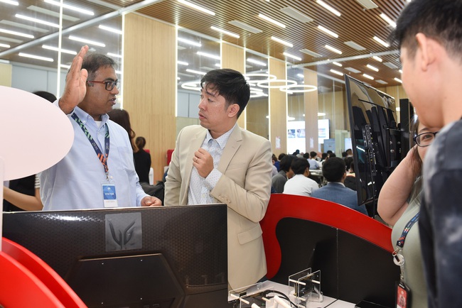 Thiếu hụt nhân lực có kiến thức và kỹ năng về công nghệ: Giám đốc Công nghệ IBM Việt Nam chỉ rõ bản thân cần RÚT NGẮN tốc độ tích lũy kinh nghiệm mới mở ra cơ hội để vượt lên - Ảnh 4.