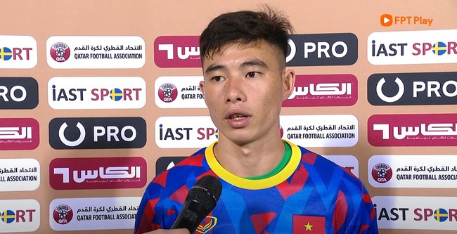 Quan Văn Chuẩn tiết lộ chỉ đạo của HLV Troussier khi U23 Việt Nam 'rơi vào  thế khó' trước U23 Iraq - Ảnh 2.