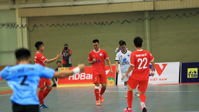 Hà Nội gây sốc ở giải futsal vô địch quốc gia - Ảnh 2.