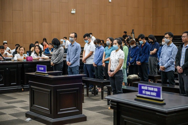 'Siêu lừa' Hà Thành bị tuyên phạt tù chung thân - Ảnh 2.