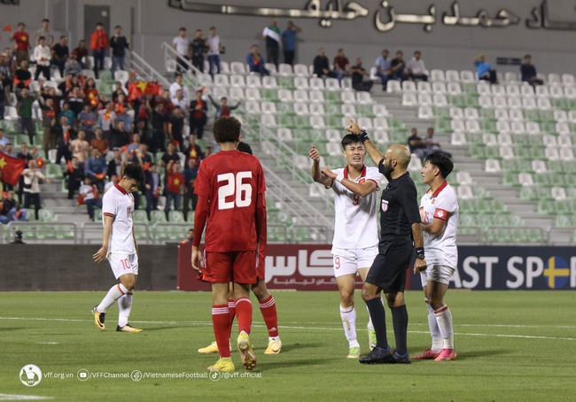 Báo Indonesia so sánh HLV Park Hang Seo và Troussier sau 2 trận thất bại đáng quên của U23 Việt nam  - Ảnh 2.