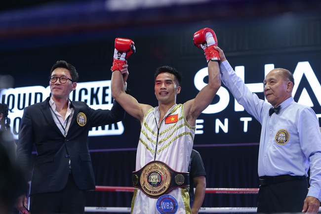 “Nam Vương” Trương Đình Hoàng thành công bảo vệ  đai WBA châu Á - Ảnh 7.