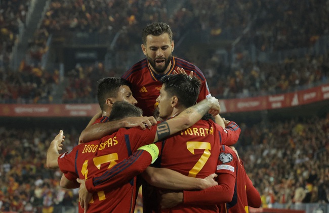 Đội tuyển Tây Ban Nha: Diện mạo mới nhạt nhòa - Ảnh 1.