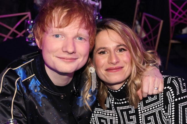 Ed Sheeran đồng cảm với Robbie Williams trong cuộc chiến chống lại chứng nghiện ngập - Ảnh 3.