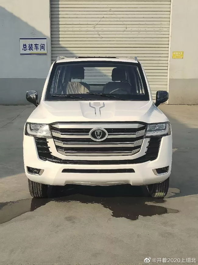Sau Alphard, đến lượt ‘chủ tịch’ Toyota Land Cruiser ‘thu nhỏ' xuất hiện tại Trung Quốc - Ảnh 2.