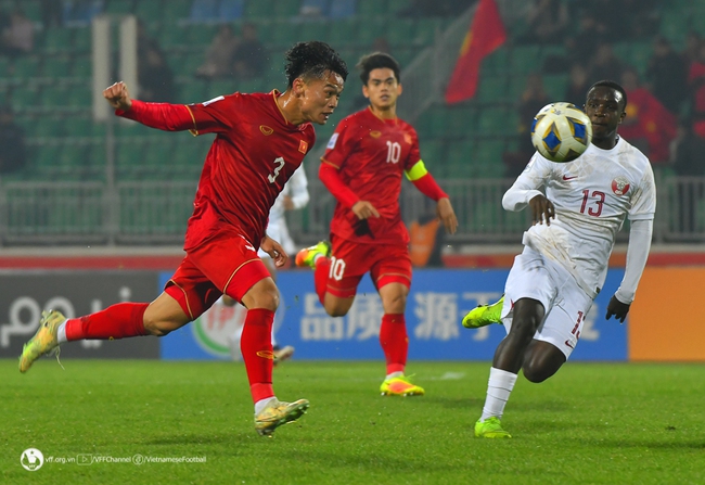 Hậu vệ U20 Việt Nam may không bị gãy xương sườn - Ảnh 2.