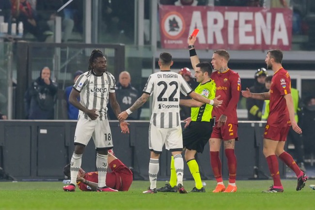 Mancini lập siêu phẩm, Roma ngắt mạch bất bại của Juventus - Ảnh 3.