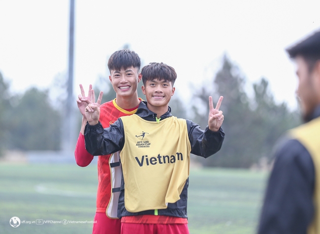 Bóng đá Việt Nam ngày 7/3: U20 Việt Nam đấu U20 Iran (17h00) - Ảnh 1.
