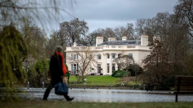 Hoàng tử Ả Rập rao bán biệt thự đắt nhất London, liệu có phá kỷ lục của cựu tỉ phú giàu nhất Trung Quốc? - Ảnh 1.