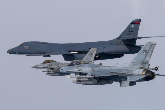 Triều Tiên phản đối cuộc tập trận không quân chung giữa Mỹ và Hàn Quốc - Ảnh 1.