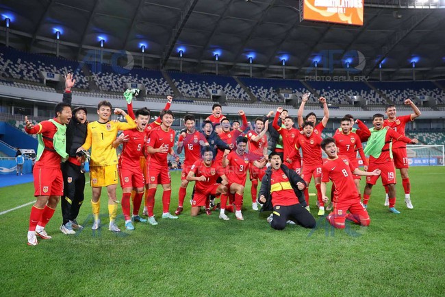 ‘U20 Trung Quốc không có tài năng đặc biệt, kỹ năng cơ bản kém, thắng nhờ vào chăm chỉ’ - Ảnh 2.