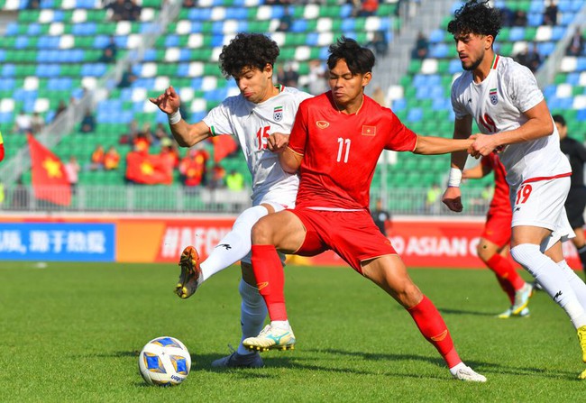 Lượt trận cuối bảng B VCK U20 châu Á 2023, U20 Việt Nam 1-3 U20 Iran: Bài học đắt giá - Ảnh 1.