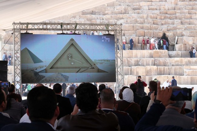 Các nhà nghiên cứu đang tìm kiếm bí mật trong Đại kim tự tháp Giza - Ảnh 2.