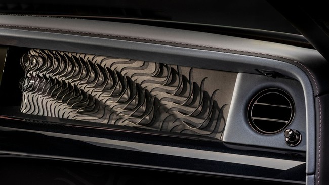 Rolls-Royce nhờ nhà thiết kế thời trang làm Phantom tinh xảo nhất - Ảnh 9.