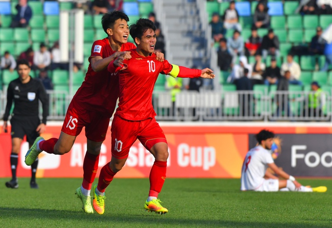 ‘U20 Việt Nam xứng danh đội hàng đầu châu Á, đáng để bóng đá Trung Quốc học hỏi’ - Ảnh 1.