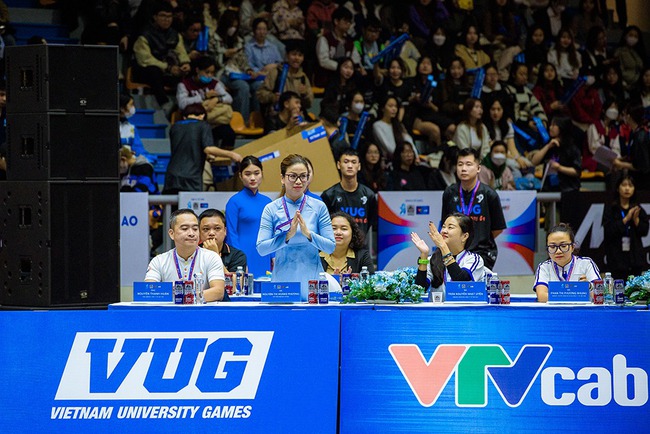 Ấn tượng Lễ khai mạc Giải Thể thao Sinh viên Việt Nam khu vực 1 - Ảnh 2.