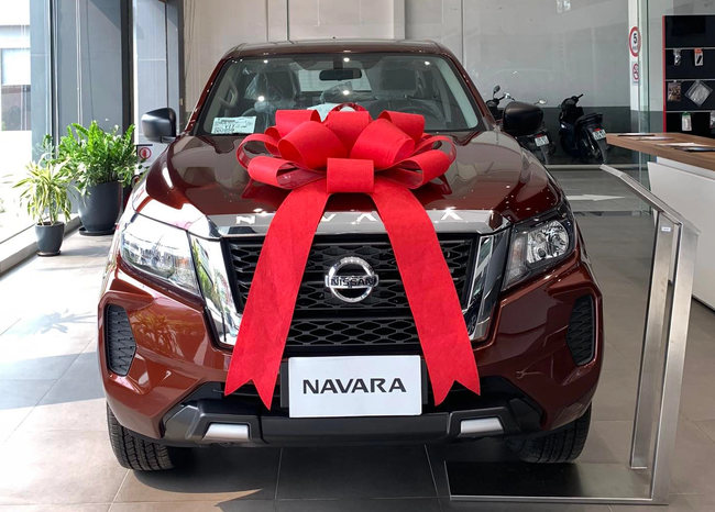 Nissan Navara giảm sâu chưa từng thấy: Giá thấp nhất chỉ còn 634 triệu đồng, gồng mình đấu Ford Ranger - Ảnh 3.