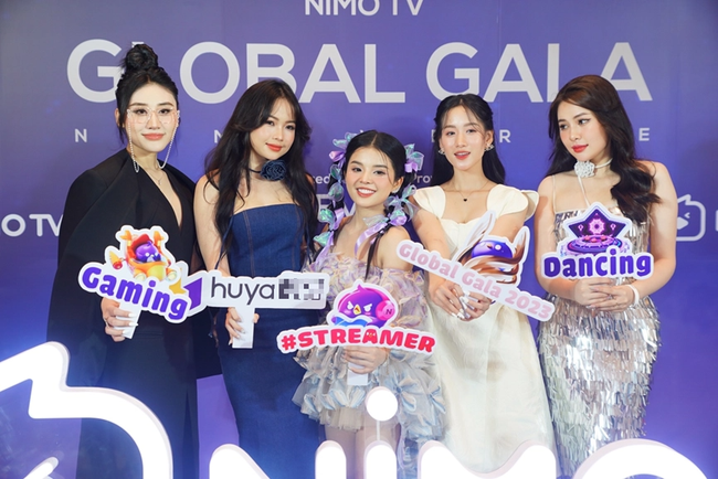 Những mỹ nhân khiến vạn người ngây ngất xuất hiện trên thảm đỏ NimoTV Global Gala - Ảnh 2.