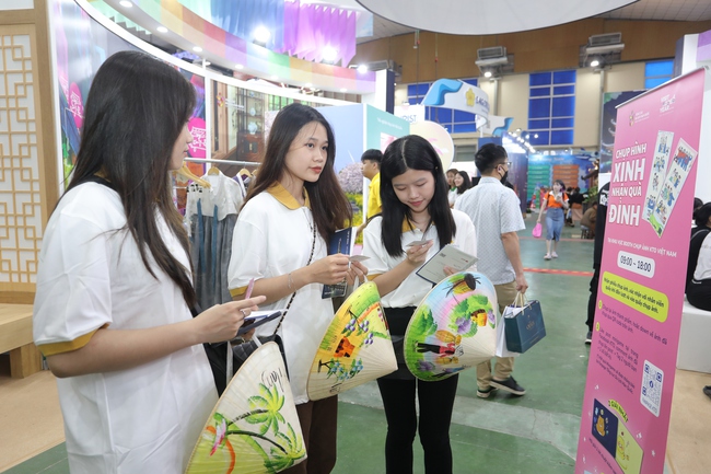 Tổng cục Du lịch Hàn Quốc tại Việt Nam tham dự 'Triển lãm Du lịch Quốc tế VITM 2023' với nhiều hoạt động thú vị - Ảnh 6.