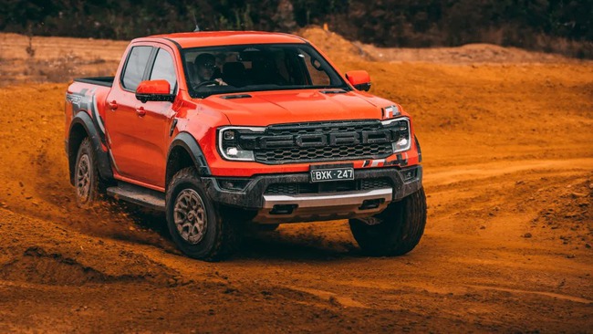 Hàng chờ mua Ford Ranger Raptor 2023 tại Australia lên tới 2 năm rưỡi, một khách hàng chia sẻ thủ thuật 'nhảy bậc' - Ảnh 3.