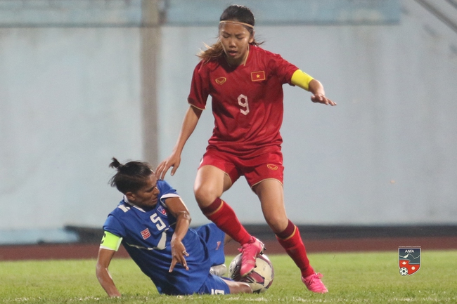 Huỳnh Như dự SEA Games cùng tuyển nữ Việt Nam, bỏ ít nhất hai trận của Lank FC - Ảnh 2.