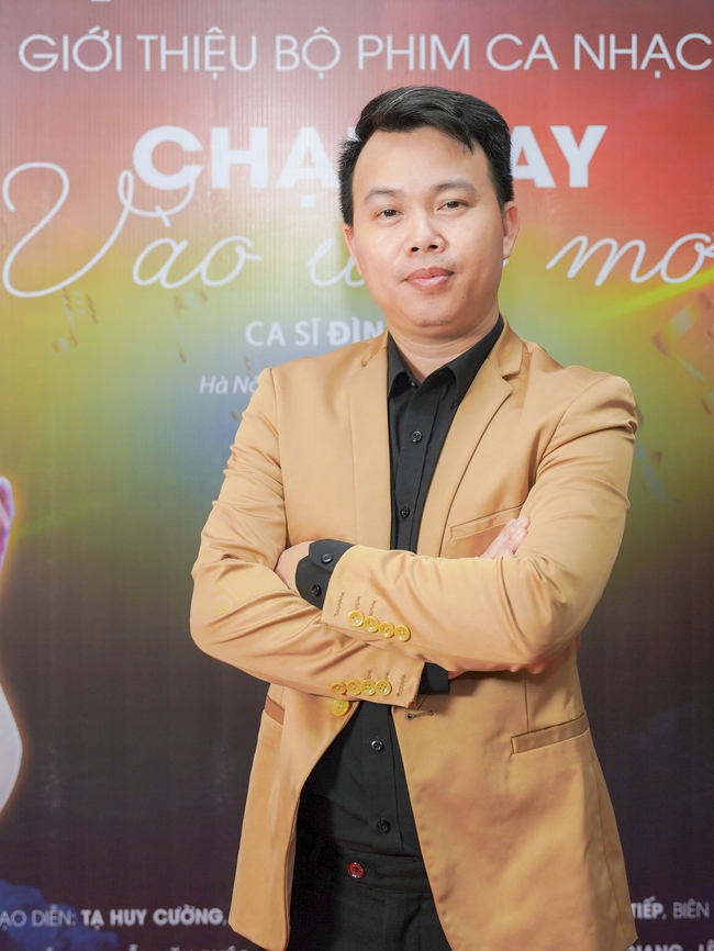 Ca sĩ Đình Thuỵ và đạo diễn Tạ Huy Cường 'bắt tay' làm phim ca nhạc 'Chạm tay vào ước mơ' - Ảnh 3.