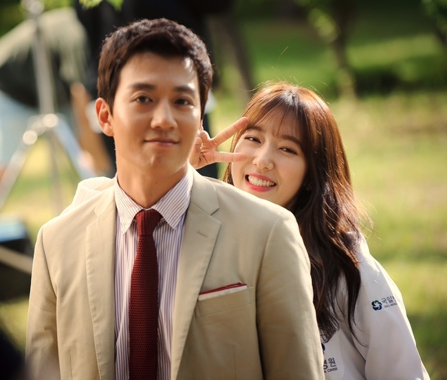 5 nữ bác sĩ đẹp nhất màn ảnh Hàn: Song Hye Kyo xuất sắc nhưng có phải số 1?  - Ảnh 5.