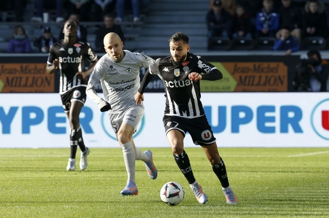 Nhận định, nhận định bóng đá Clermont vs Angers (20h00, 16/4), vòng 31 Ligue 1 - Ảnh 2.