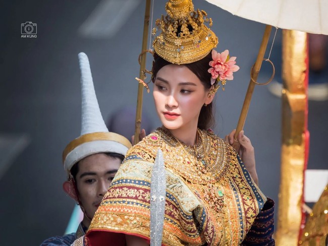 Dàn mỹ nhân Thái hóa Nữ thần Songkran năm nay: Yaya và ngọc nữ lừa đảo 1.600 tỷ quá đẹp nhưng có đọ lại Baifern Pimchanok?  - Ảnh 1.