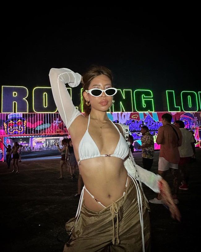 Dàn gái xinh “đại náo” lễ hội âm nhạc ở Thái Lan, hot girl đời đầu của Việt Nam cực “chiến” - Ảnh 5.