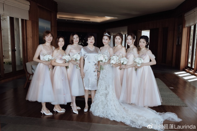 Đám cưới Đậu Kiêu và ái nữ trùm sòng bạc Macau (Trung Quốc): Cô dâu xinh như công chúa, khoảnh khắc khóa môi chú rể gây bão MXH - Ảnh 8.