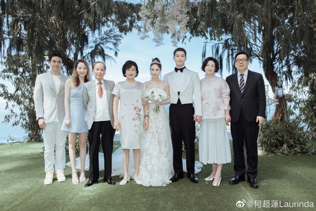Đám cưới Đậu Kiêu và ái nữ trùm sòng bạc Macau (Trung Quốc): Cô dâu xinh như công chúa, khoảnh khắc khóa môi chú rể gây bão MXH - Ảnh 9.