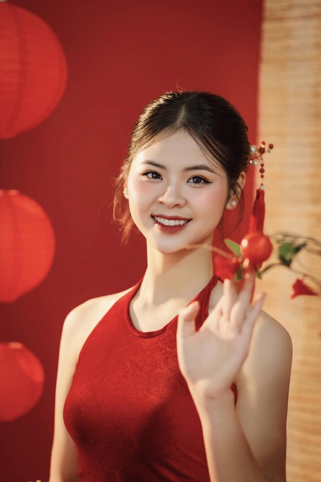 Hotgirl bóng chuyền xứ Nghệ thi Miss World Việt Nam 2023 đẹp thuần khiết, trong veo - Ảnh 8.