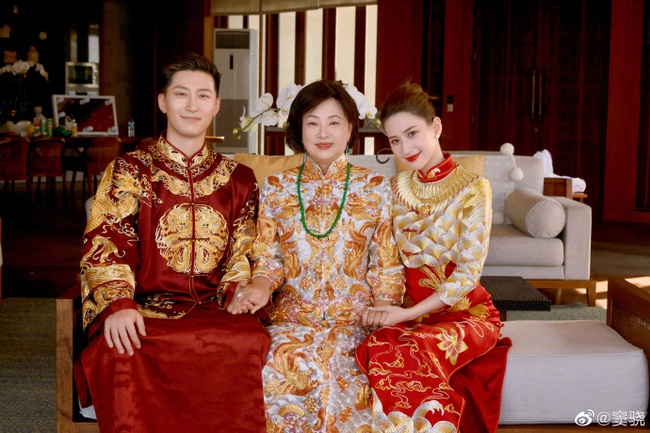 Đám cưới Đậu Kiêu và ái nữ vua sòng bài bắt đầu: Cô dâu chú rể biến hôn lễ truyền thống thành cảnh phim ngay tại Bali! - Ảnh 5.